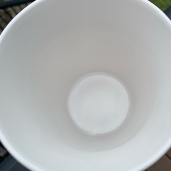 Starbucks 2011 Christmas mug red bird 9oz. - Picture 3 of 3